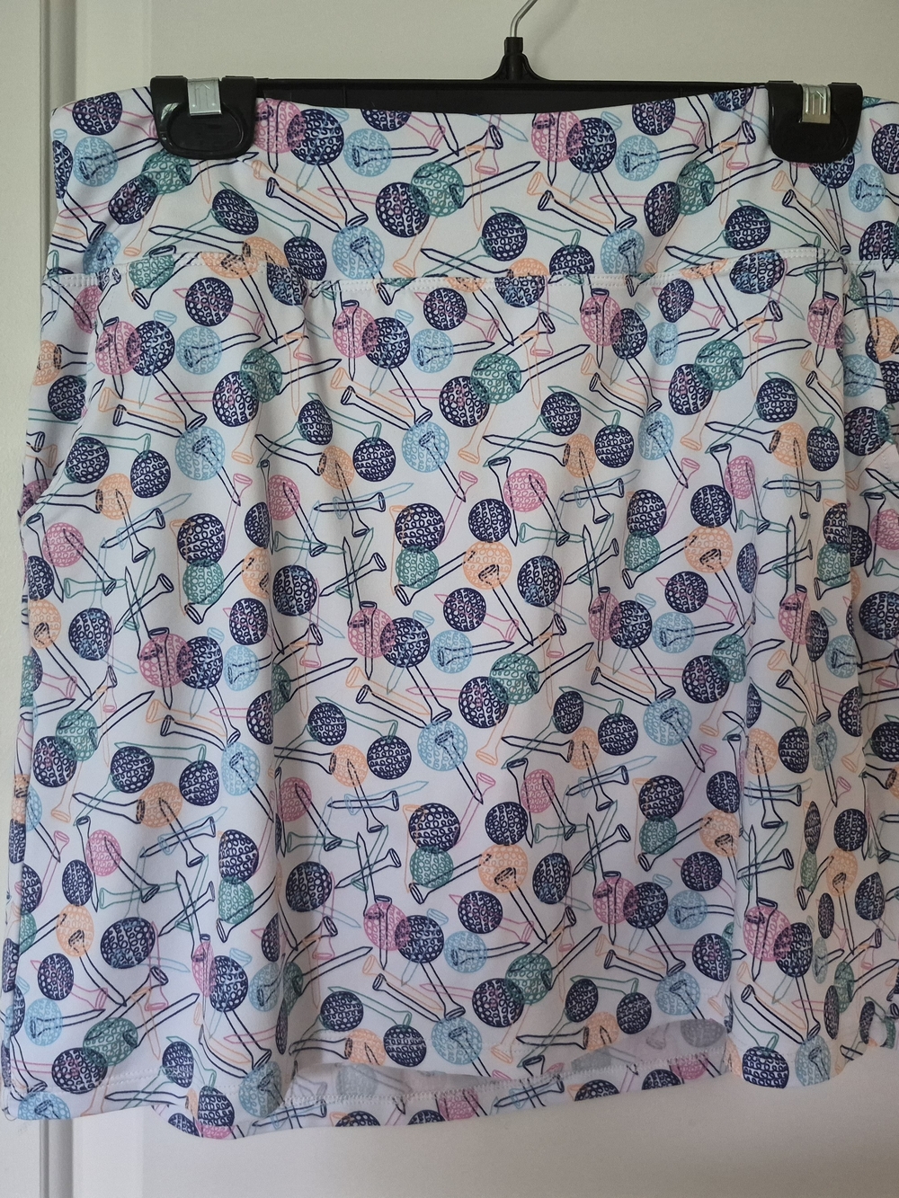 Golf Skort With Golf Ball And Tee Print - White